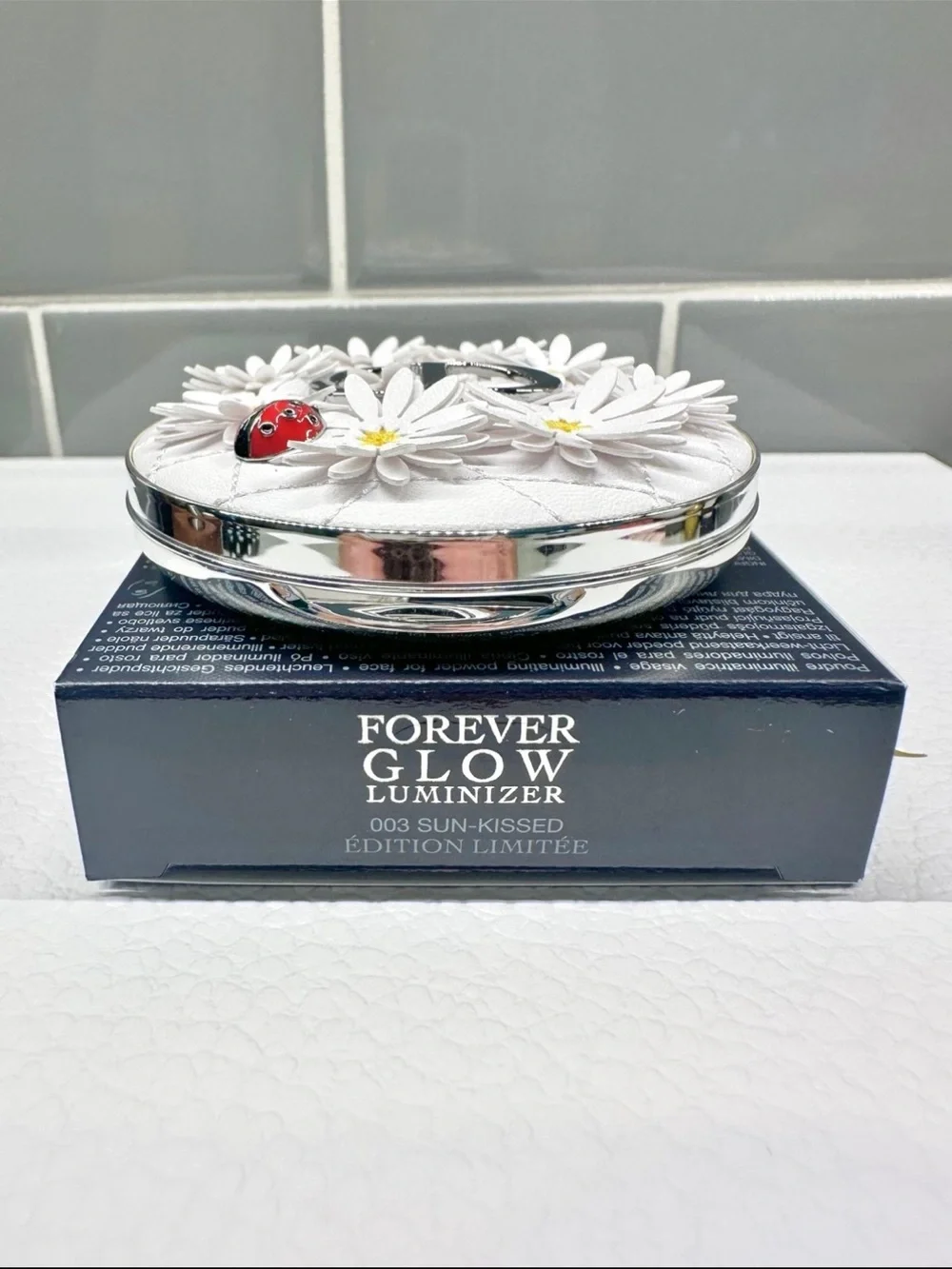 Dior Forever Glow Luminizer 003 Sun-kissed Limited Edition Ladybug